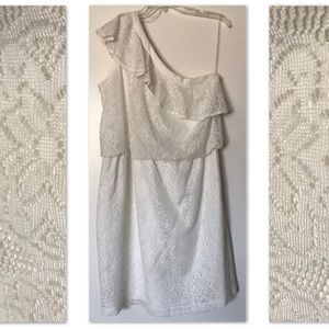 White Lace One-Shoulder dress